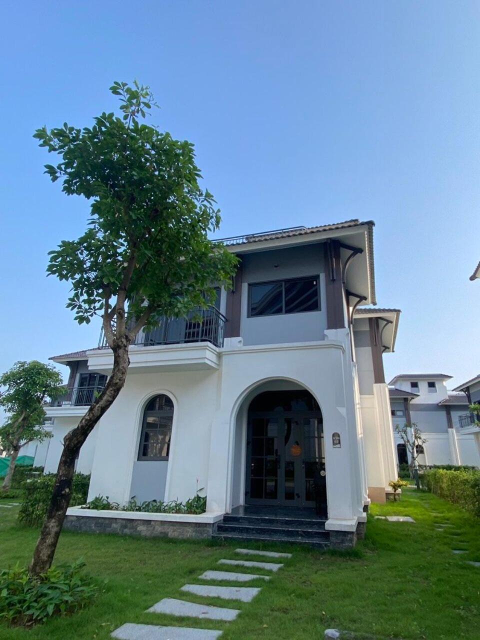 Chuoi Villa 3 Phong Ngu Sonasea Van Don - Day Du Tien Nghi - San Vuon Bbq - Sat Bai Bien Cai Rong Ngoại thất bức ảnh